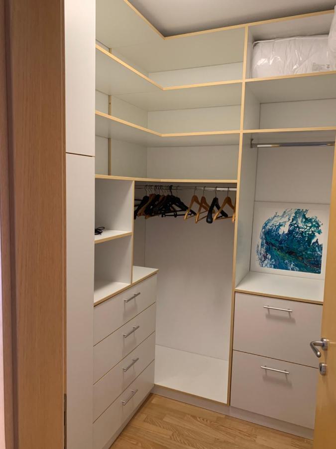 Apartment Angela With Private Garage Slot พูลา ภายนอก รูปภาพ